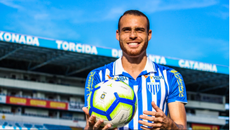 Pedro Castro é um dos dois jogadores que mais atuou pelo Avaí nesta temporada (Foto: André Palma Ribeiro/Avaí F.C)