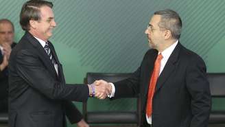 Posse de Weintraub em 9 de abril; ministro e Bolsonaro fizeram críticas a cursos de humanas nas universidades federais