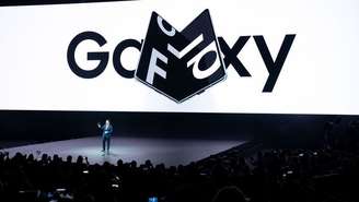 O celular dobrável Galaxy Fold é um exemplo da inovação da Samsung