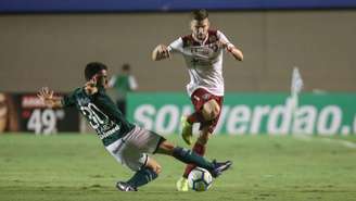 Caio Henrique não terá boas recordações do seu 50º jogo pelo Fluminense (Foto: Lucas Merçon/Fluminense)