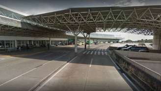 bandidos armados invadiram na manhã deste sábado, 19, o terminal de cargas da companhia aérea Latam no Aeroporto Internacional do Galeão