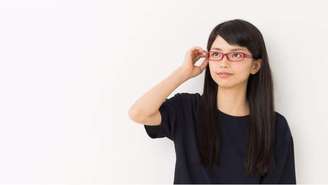 Veto a óculos em empresas do Japão causou debate acalorado em redes sociais