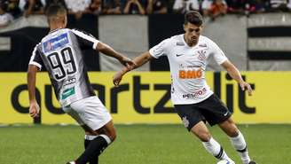 Avelar agora tem um posicionamento mais defensivo sob o comando de Dyego Coelho (Rodrigo Gazzanel/RM Sports/Lancepress!)