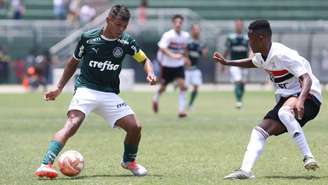 Gabriel Veron durante a decisão do Campeonato Paulista sub-17, na quarta-feira (Foto: Ag. Palmeiras)