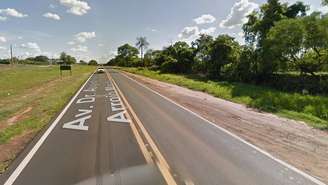 Acidente entre ônibus e moto matou cinco pessoas na Rodovia Péricles Belini, na altura de Votuporanga (SP)