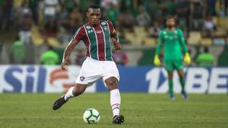 Digão assinou em definitivo com o Flu até 2022 (Foto: Lucas Merçon/Fluminense)