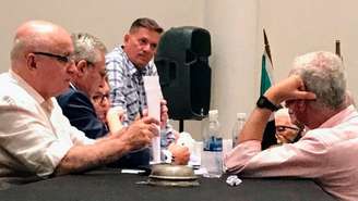 Reunião do Deliberativo que reprovou as contas de 2018 do Vasco (Foto: Reprodução)