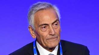 Presidente da federação italiana quer partidas da Série A com portões fechados para evitar contágio (FOTO: AFP)