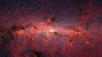 Planetas em torno de estrela próxima aparecem como candidatos à vida extraterrestre
