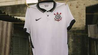 Em nova camisa, Corinthians homenageia primeiro título nacional conquistado pelo clube