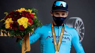 Miguel Angel López venceu a etapa desta quarta-feira do Tour de France e assumiu o terceiro lugar geral. Colombiano é o único que ainda pode tirar um título que pinta ir para a Eslovênia (com Primoz Roglic ou Tadej Pogacar) AFP