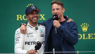 Lewis Hamilton precisa de um novo companheiro, diz Jenson Button 