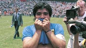 Maradona com camiseta Argentina
