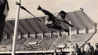 Aida do Santos foi quarto lugar nos Jogos de Tóquio, em 1964, no salto em altura