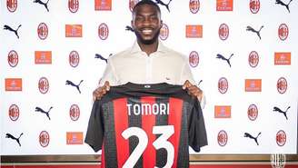 Zagueiro Tomori trocou o Chelsea pelo Milan