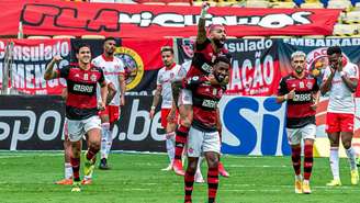Gabriel Barbosa e Gerson são dois dos atletas no 'radar' da Seleção Brasileira (Foto: Marcelo Cortes / C.R. Flamengo)
