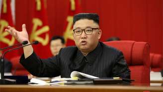 Corpo mais magro de Kim Jong-un gerou mais especulações sobre sua saúde