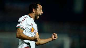 Nene marcou o primeiro gol do Fluminense na partida contra o Cerro Porteño (Foto: AFP)