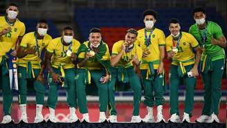 Brasil conquistou o ouro no futebol masculino (Foto: ANNE-CHRISTINE POUJOULAT / AFP)
