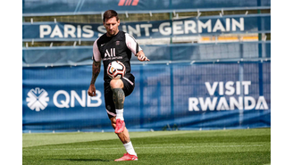 Messi se prepara para debutar com a camisa do PSG (Foto: C. Gavelle / PSG)