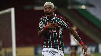 John Kennedy marcou dois dos três gols do Fluminense contra o Flamengo (Foto: Lucas Merçon / Fluminense FC)