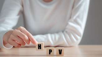 A vacinação contra o HPV é indicada antes do início da vida sexual.