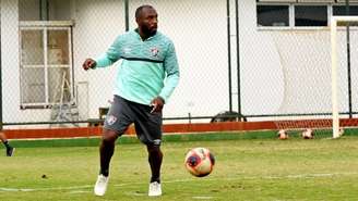 Manoel será titular do Fluminense contra o Bahia com a ausência de David Braz e Nino (Foto: Mailson Santana/FFC)