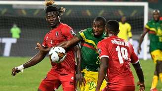 Mali e Guiné-Equatorial se enfrentaram pelas quartas da Copa Africana de Nações (Foto: Issouf SANOGO/AFP)
