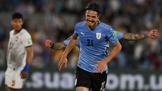 Cavani marcou um dos gols do Uruguai nesta terça-feira (Foto: PABLO PORCIUNCULA/AFP)