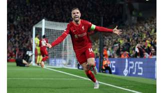Liverpool domina Villarreal e abre vantagem em semifinal