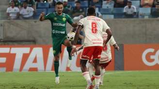 Diante do Cuiabá, Internacional acabou tropeçando e desperdiçou a chance de colar nos líderes (Foto: AssCom Dourado)