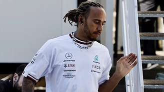 Lewis Hamilton pede 'mudança de mentalidade' após ser chamando de 'neguinho' por Nelson Piquet
