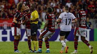 Luiz Flávio de Oliveira foi afastado depois de péssima atuação no jogo entre Flamengo e Athletico-PR 