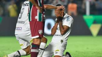 Luiz Felipe chorou ao marcar o seu gol no empate do Santos contra o Fluminense (Foto: Divulgação / Santos)
