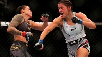 Amanda Nunes superou Julianna Peña na luta principal do UFC 277, no último sábado (Foto: Reprodução)