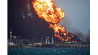 Incêndio atinge terminal petrolífero de Cuba