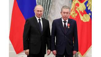 Ravil Maganov com Putin