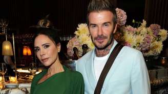 Victoria beckham remove tatuagem