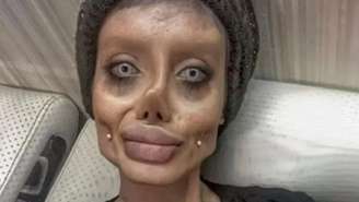 Angelina jolie zumbi