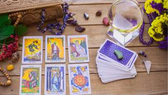 Confira o alerta do tarot para o seu signo neste Eclipse Lunar –