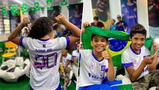 Alunos da Escola Municipal Paulo Reglus Neves Freir assistiram juntos à convocação de Tite para a Copa (Foto: Divulgação/Instituto Vini Jr)