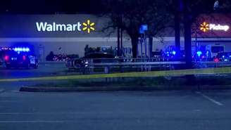 Acredita-se que um gerente tenha aberto fogo em uma loja do Walmart na Virgínia