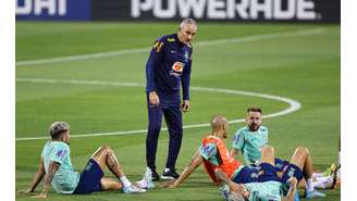 Tite comanda treino da Seleção Brasileira no Catar