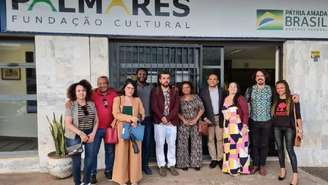 A foto mostra a equipe de transição que visitou a Fundação Palmares