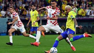 Brasil não entendeu o jogo e acabou eliminado pela Croácia (Foto: EFE/EPA/Neil Hall)