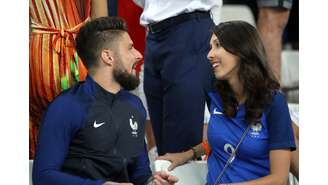 Tido como 'galã', francês Giroud já traiu esposa e teve que se desculpar pelo Twitter