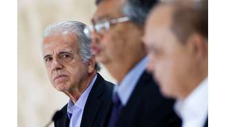 José Múcio, ministro da Defesa do Governo Lula