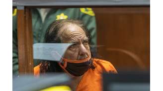 Ex-ator pornô Ron Jeremy em tribunal de Los Angeles
