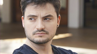 Felipe Neto falou sobre Grammy na estreia de seu novo podcast na Twitch