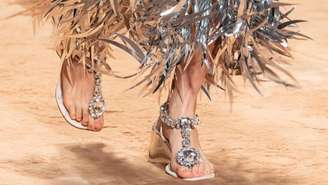 Salto ou plataforma? Os sapatos que hitaram nas Semanas de Moda e prometem ser tendência